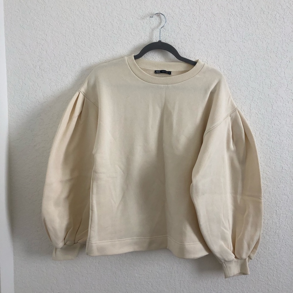 NEW zara sweatshirt